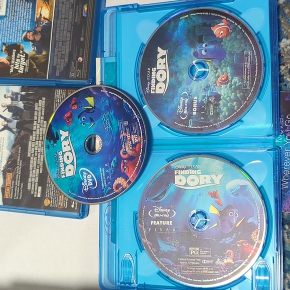 Misc. Titles Lot of 6 Blu Ray DVD's - Used Mixed Genres - Picture 3 of 8